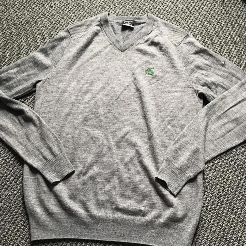 MSU Spartans Nike Golf V-Neck Sweater medium